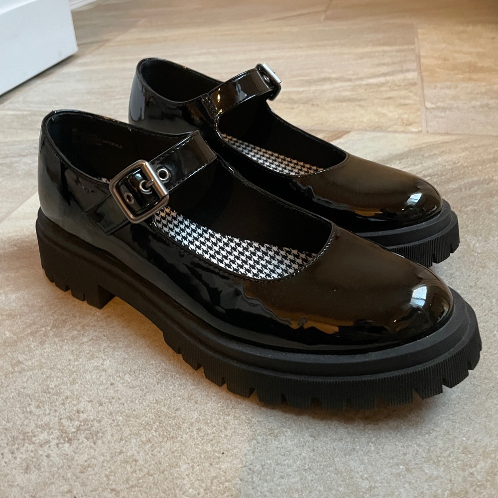 Seychelles Black Patent Leather Mary Jane Flats